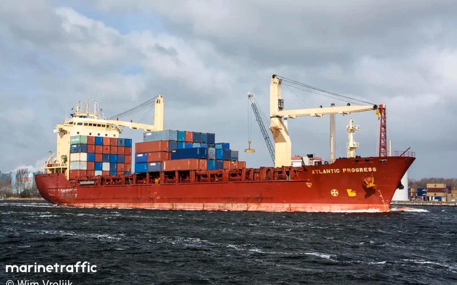 Zodiac Shiptrade customer-supplied fleet photograph 02